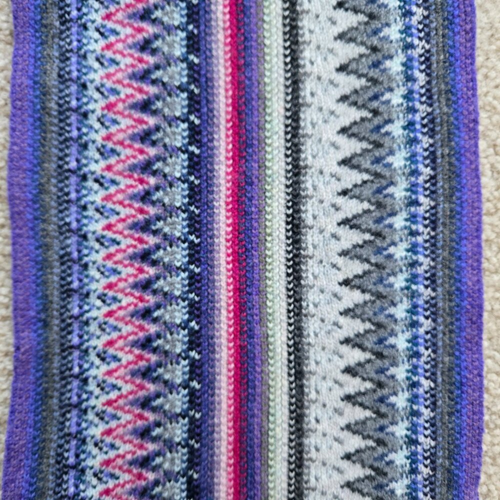 Vintage Glen Prince Lambswool Scarf *REPAIRED HOLE* - Picture 5 of 8